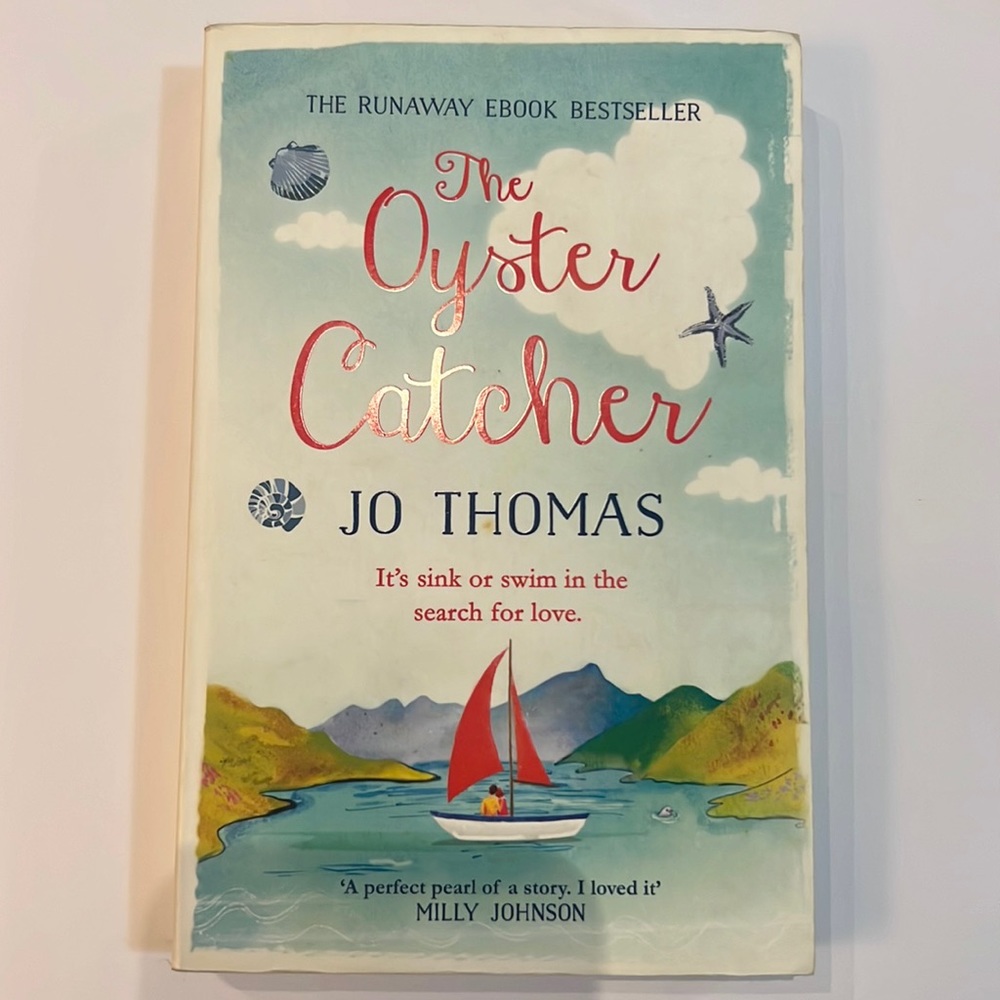 The Oyster Catcher Book by Jo Thomas Good Condition